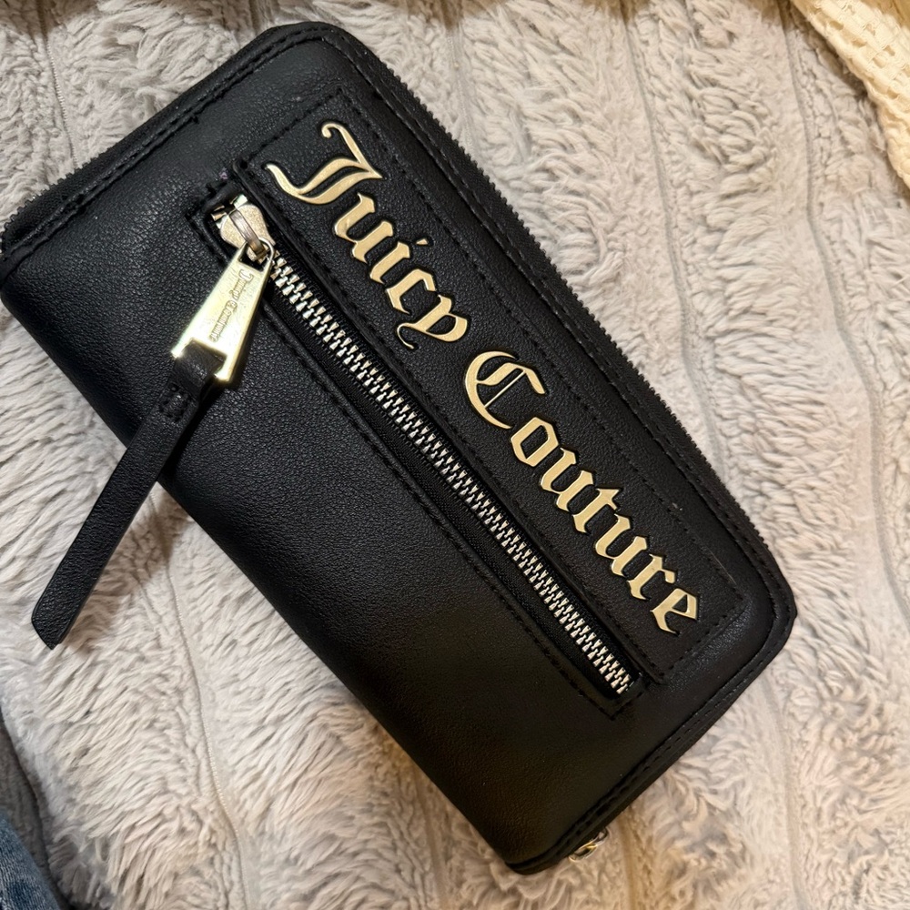 JUICY COUTURE WALLET